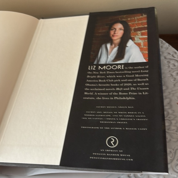 The God of the Woods Novel by Liz Moore - Picture 3 of 4